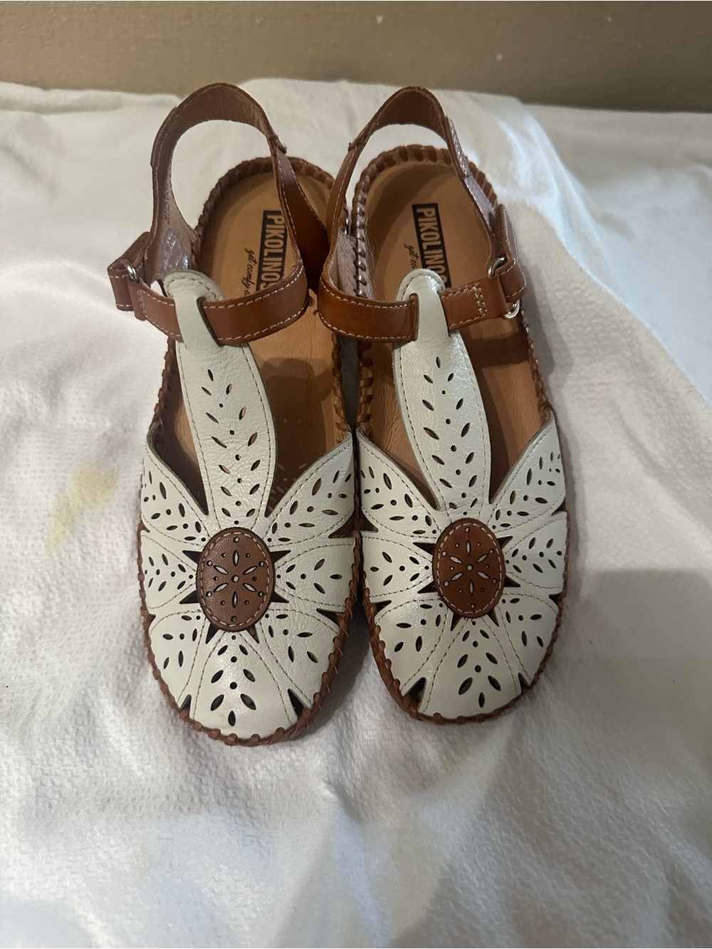 NWOB Pikolinos Vallarta T-Strap Sandals